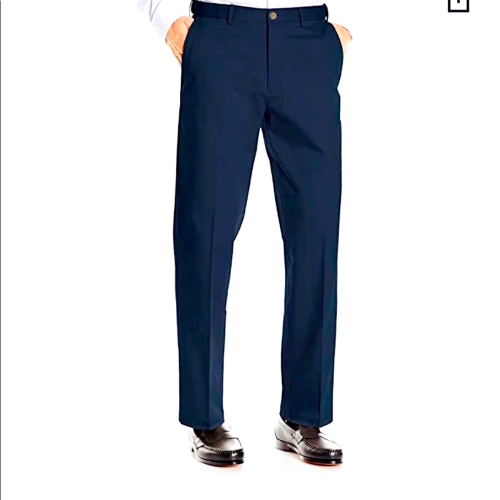 Men’s khaki Classic fit pants